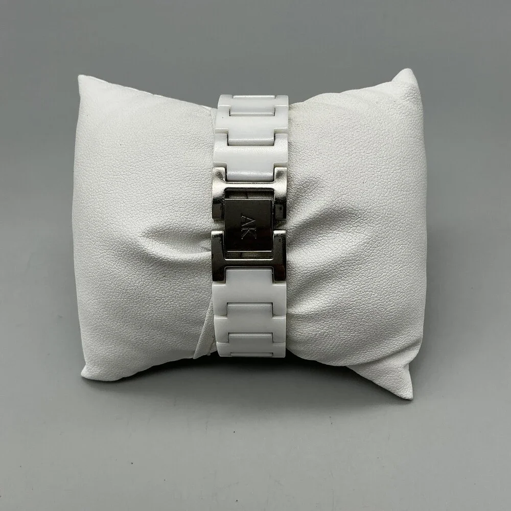 Anne Klein see photos